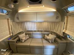 2025 Airstream Classic 30RB, $ 151,200