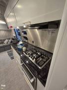 2025 Airstream Classic 30RB, $ 151,200