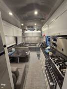 2025 Airstream Classic 30RB, $ 151,200