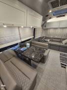 2025 Airstream Classic 30RB, $ 151,200