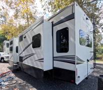 2022 Grand Design Solitude 378MBS, $ 55,500