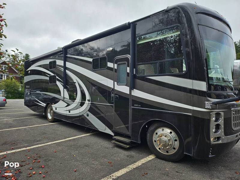 2018 Nexus Maybach 37M, $ 63,400