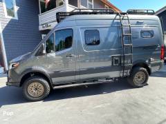 2024 Winnebago Revel 44E 4x4, $ 165,000