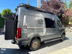 2024 Winnebago Revel 44E 4x4, $ 165,000