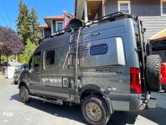 2024 Winnebago Revel 44E 4x4, $ 165,000