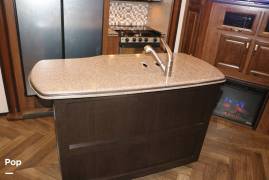 2017 Jayco North Point 375BHFS, $ 41,800