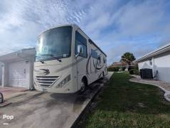 2018 Thor Motor Coach Hurricane 29M, $ 59,900
