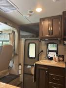 2017 Thor Motor Coach Vegas 24.1, $ 50,000