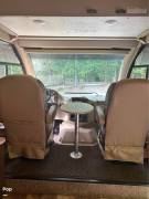 2017 Thor Motor Coach Vegas 24.1, $ 50,000