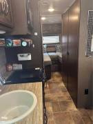 2017 Thor Motor Coach Vegas 24.1, $ 50,000