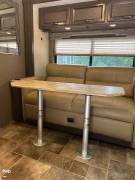 2017 Thor Motor Coach Vegas 24.1, $ 50,000