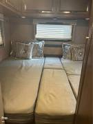 2017 Thor Motor Coach Vegas 24.1, $ 50,000