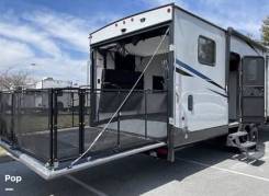 2022 Forest River Vengeance Rogue 32V, $ 40,000