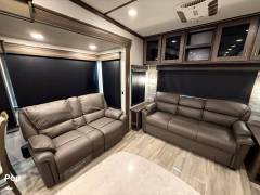 2021 Alliance RV Paradigm 340RL, $ 44,999