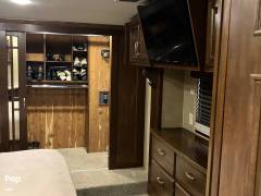 2016 DRV Mobile Suites 38PS3, $ 58,800