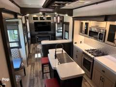 2022 CrossRoads Redwood 4150RD, $ 84,900