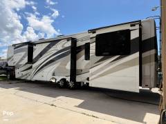 2022 CrossRoads Redwood 4150RD, $ 84,900
