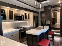 2022 CrossRoads Redwood 4150RD, $ 84,900