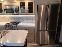 2022 CrossRoads Redwood 4150RD, $ 84,900