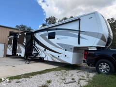 2022 CrossRoads Redwood 4150RD, $ 84,900
