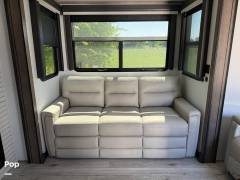2024 Keystone Montana 3795FK, $ 82,000