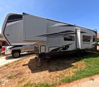 2019 Eclipse Iconic 3221CKG, $ 41,500