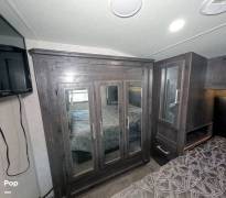2019 Eclipse Iconic 3221CKG, $ 41,500