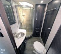 2019 Eclipse Iconic 3221CKG, $ 41,500