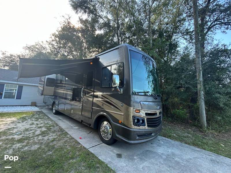2016 Fleetwood Bounder 35K, $ 39,800