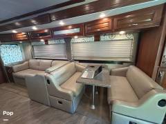 2016 Fleetwood Bounder 35K, $ 39,800