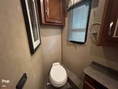 2016 Fleetwood Bounder 35K, $ 39,800