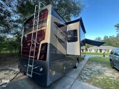 2016 Fleetwood Bounder 35K, $ 39,800