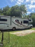 2016 Thor Motor Coach Chateau 31E, $ 44,500