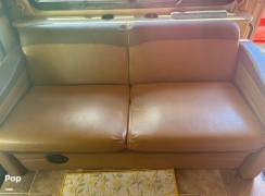 2016 Thor Motor Coach Chateau 31E, $ 44,500