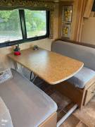 2016 Thor Motor Coach Chateau 31E, $ 44,500