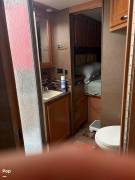 2016 Thor Motor Coach Chateau 31E, $ 44,500