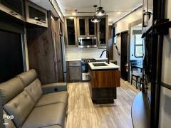 2022 Alliance RV Valor 43V13, $ 86,000