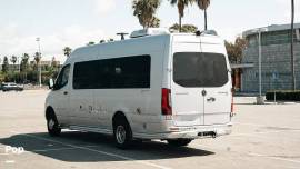 2021 Airstream Interstate 24GL 4WD, $ 109,000