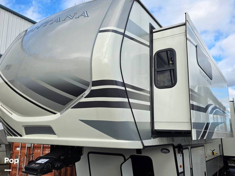 2022 Keystone Montana 3813MS, $ 59,995