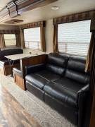 2017 Prime Time Tracer 3250BHD, $ 20,000