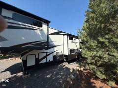 2016 Grand Design Momentum 385TH, $ 48,500