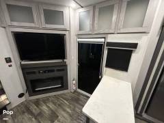 2023 Keystone Fuzion 424, $ 77,800