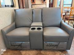 2017 Prime Time Sanibel 3801, $ 34,450
