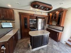 2017 Prime Time Sanibel 3801, $ 34,450