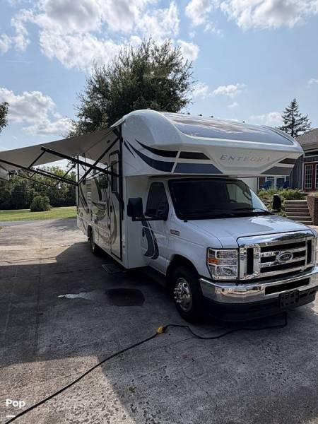 2021 Entegra Coach Odyssey 24B, $ 69,999