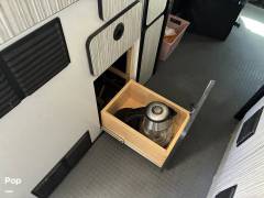 2023 Winnebago Revel 44E 4x4, $ 134,000