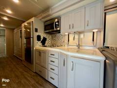2023 Thor Motor Coach Miramar 34.7, $ 154,900