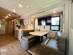 2023 Thor Motor Coach Miramar 34.7, $ 154,900