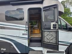 2019 Tiffin Wayfarer 25QW, $ 89,000