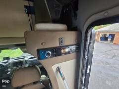 2019 Tiffin Wayfarer 25QW, $ 89,000